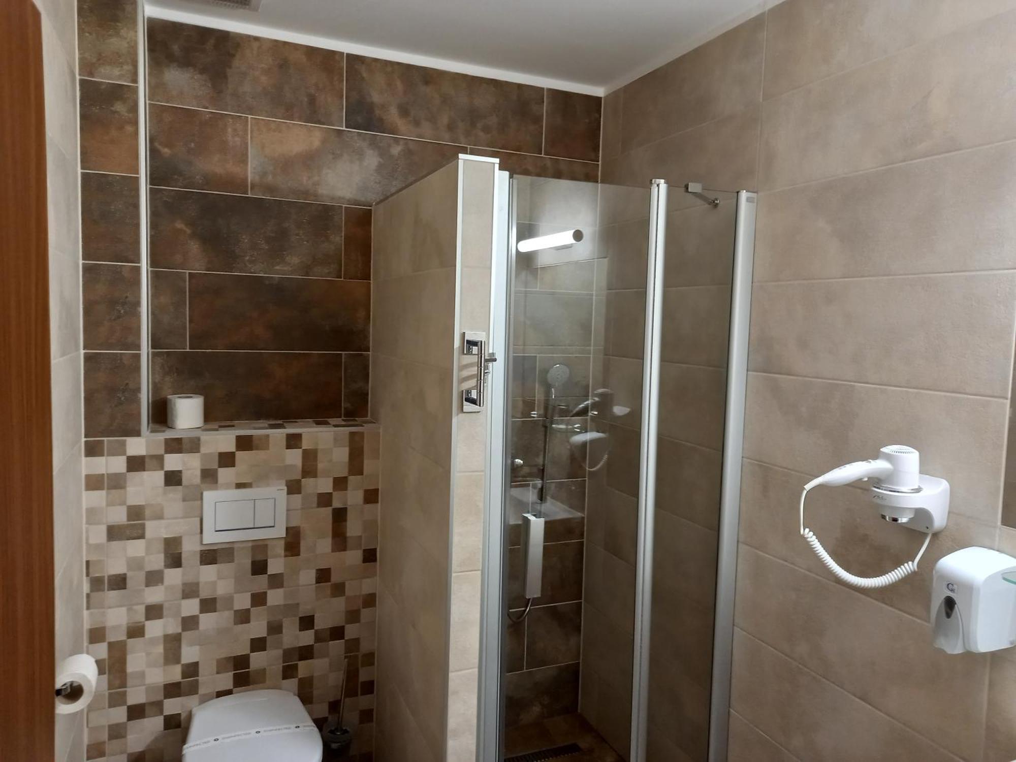 Penzion A Restaurace U Hroznu Velke Bilovice Luaran gambar